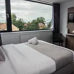 Sky Nights Hotel London Heathrow