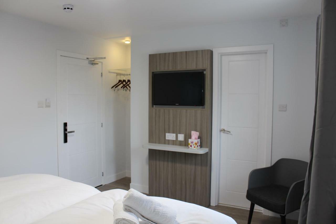 Hotel Sky Nights London Heathrow 3*